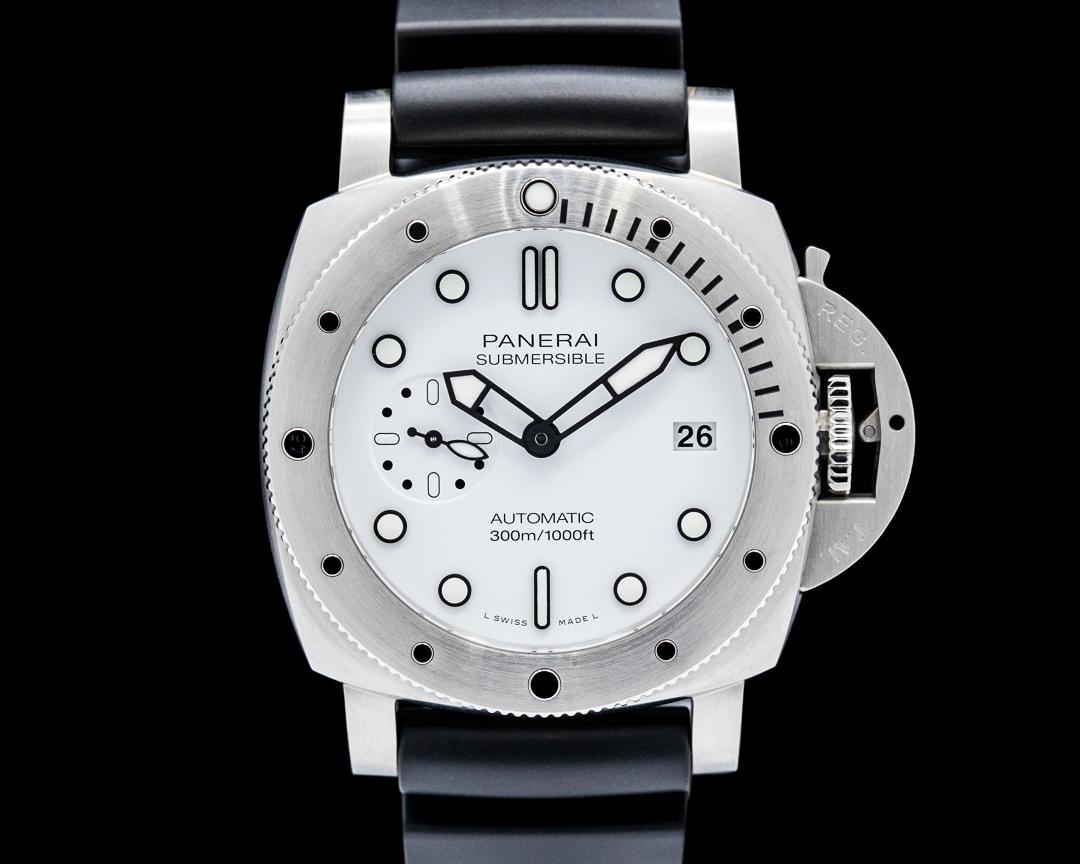 Panerai Luminor 42 SS White Dial 2026, reference PAM02223